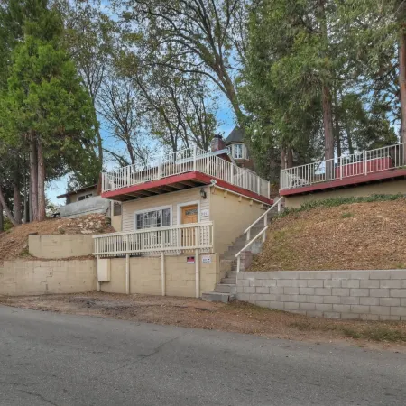 Emerald Arrowhead Haus - For 6