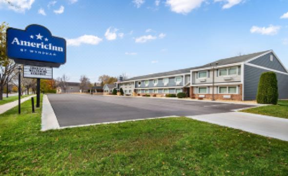 AmericInn by Wyndham St. Peter