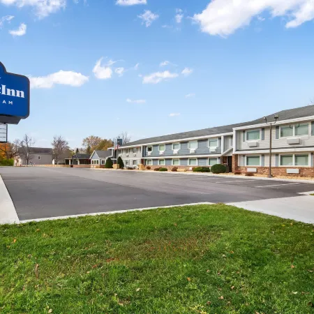 AmericInn by Wyndham St. Peter