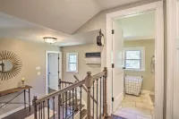 Stylish Pine Plains Home Near Parks and Hiking! - Homestays