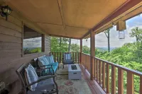 Game Room & Fire Pit: Picturesque Cabin in Murphy - Country Houses