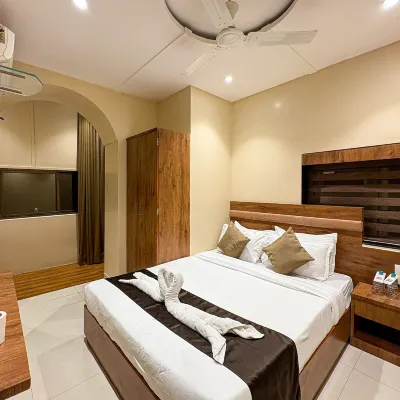 Palm Breeze Hotel - Colaba Các khách sạn gần Phố Colaba Causeway