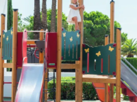 因圖羅特爾薩瑪瑞納住宿 卡拉達沃酒店