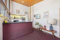 Coal Creek Motel