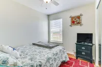 Steps to Surfside Beach with Easy Ramp Access! - Pet friendly