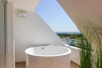 Hotel Montemar Maritim - Hot Tub