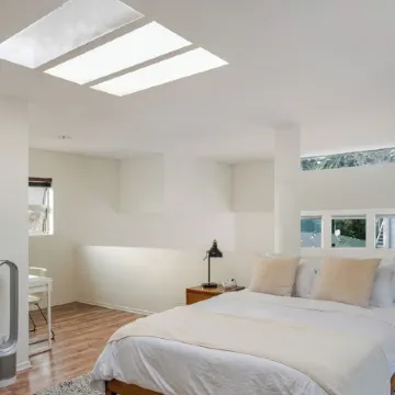 Designer Loft with parking 5min to the beach !