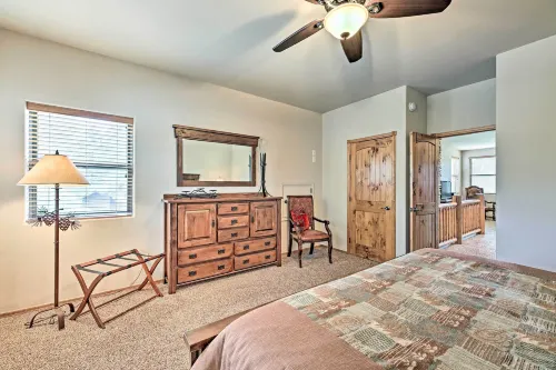 Show Low Condo < 1 Mi to Torreon Golf Club! - 3 tähden