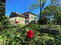 Le Clos Pastel Chambres d'hôtes et Son Studio Suite - Adultes Only - Bed and Breakfasts