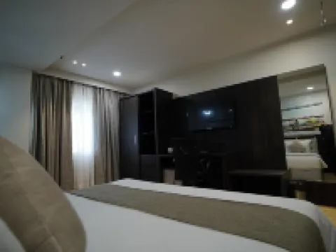 Noxx Residency Hotels in Howrah