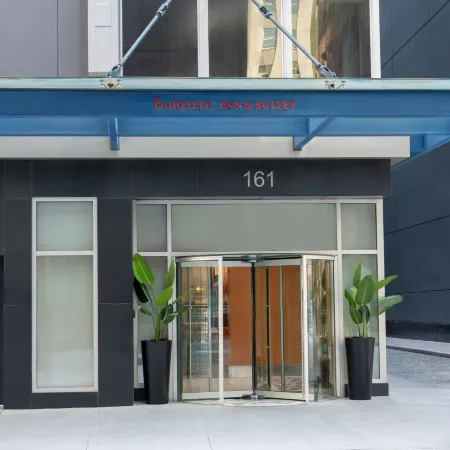 Fairfield Inn New York Manhattan/Financial District Отели рядом с достопримечательностью «Университет ЛИУ Бруклин»