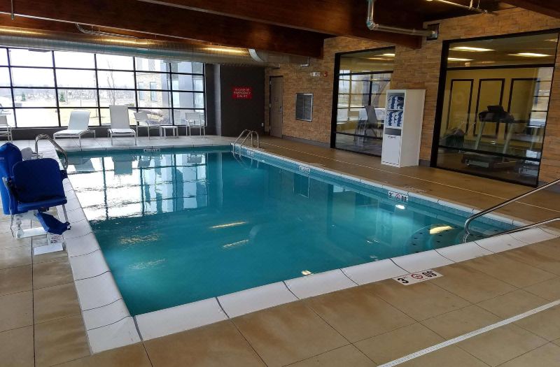 Country Inn & Suites by Radisson, Lawrence, KS photo 3