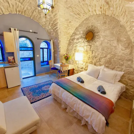 Artist Quarter Guesthouse B&B