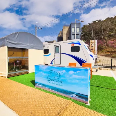 Daebudo (Yeongheungdo) Sipripo Healing Caravan Hotel dekat Pantai Simnipo
