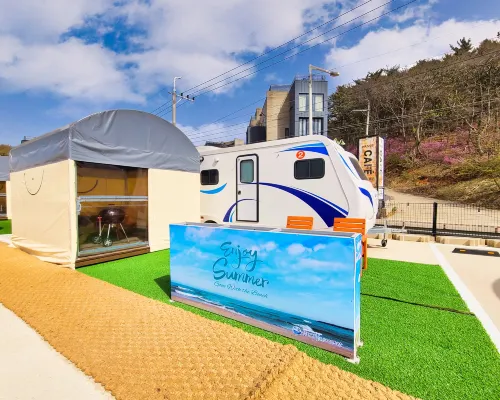 Daebudo (Yeongheungdo) Sipripo Healing Caravan Hotel berhampiran Pantai Simnipo