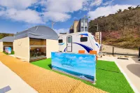 Daebudo (Yeongheungdo) Sipripo Healing Caravan - Bungalows