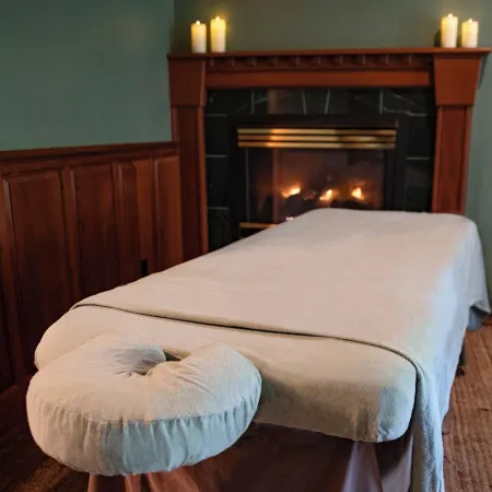 Elk Cove Inn & Spa
