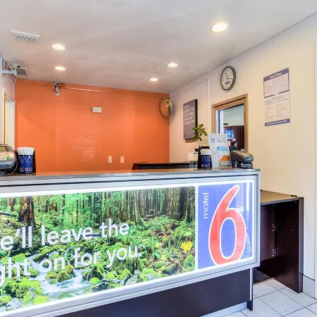 Motel 6 Tigard, or - Portland South - Lake Oswego
