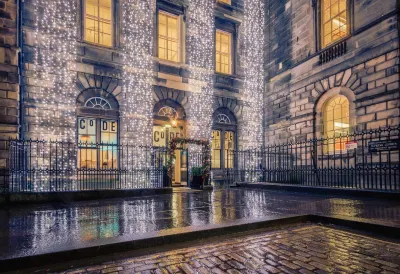 Code Pod – the Court - Edinburgh Hotels in Edinburgh Old Town