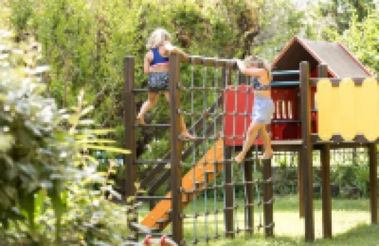 การ์เทินเรซิเดนซ์ซีเคอร์ติส