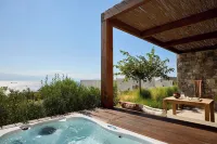 Koia All - Suite Well Being Resort - Adults Only - Hot Tub