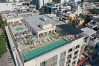 IHG旗下英迪格酒店卡曼海灘 - 頂樓泳池