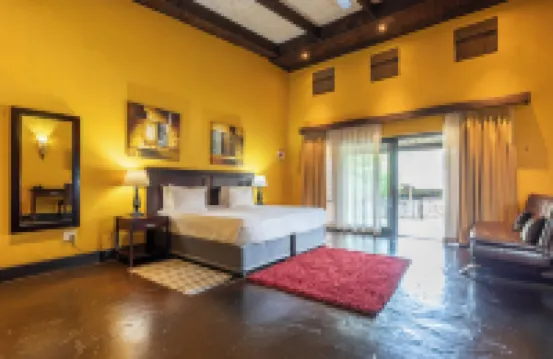 Riverstone Lodge
