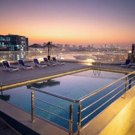 Reya Creek Hotel
