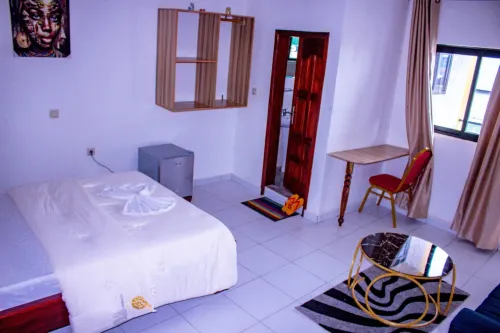 WEST HOTEL DOUALA