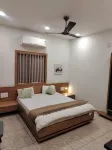 โรงแรม ชาฮี พาเลซ - 2 ดาว