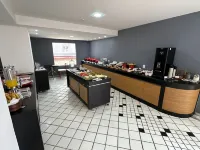 Flat Com Piscina a 50m da Praia
