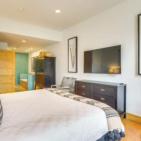 Near Trail: Dtwn Eagle Ranch Condo w/ Balcony Ξενοδοχεία στην πόλη Eagle