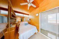 Central Puerto Vallarta Condo With Pool, Ocean Views & Fast Wifi - Walk to Beach