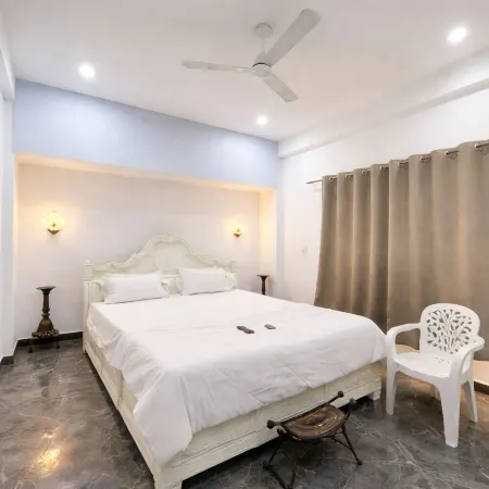 Hotel the White House Varanasi
