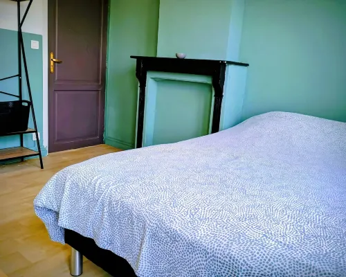 Studio Lens SdB Priv e sur le Palier Bollaert Hotels in Lens