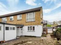 Charming Ground Floor Flat in Twickenham Hotels in Twickenham
