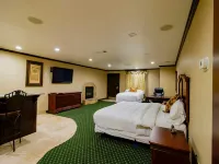OYO Pinewood Inn & Suites Silsbee Hotels in Silsbee