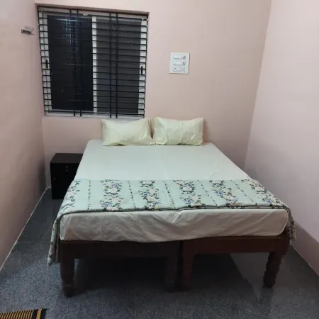 Swarna Lodge