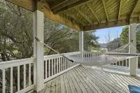 Golf & Surf 7BR: Private Pool, 5 Min to Beach