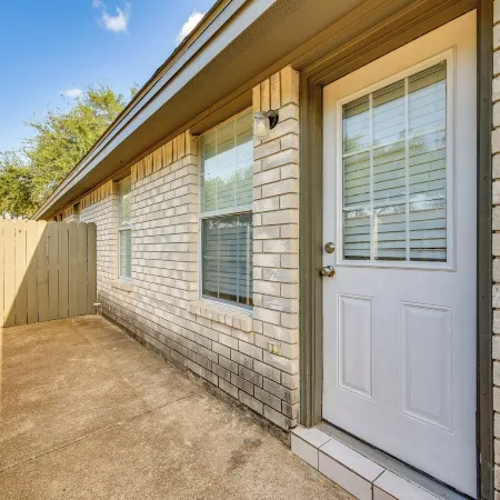 Welcoming Edinburg Apartment - Pet Friendly!