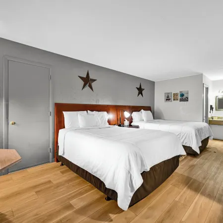 Harvest Drive Family Inn - Renovated Rooms