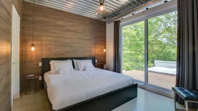 Bel Air Tremblant ANDORRA: 2 CHAMBRES, JACUZZI Hotels in 