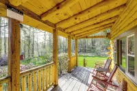 Forest Hideaway in Plainfield: Hike, Paddle & Ski - Kitchens
