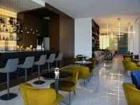 Mercure Larnaca Beach Resort - bar