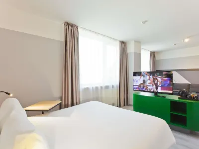 Ibis Styles Kaunas Centre Hotel di 