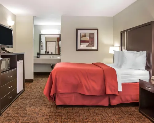 Quality Inn & Suites Woodland - Sacramento Airport