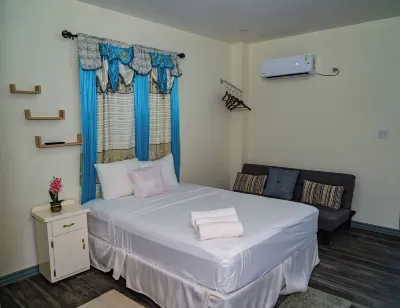 Diamond Cut Villa & Suites Отели в г. 