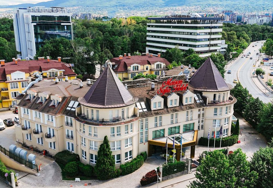 hotel overview picture