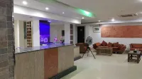 Hotel Crown - 2-Star