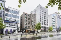Gorilla Hotel